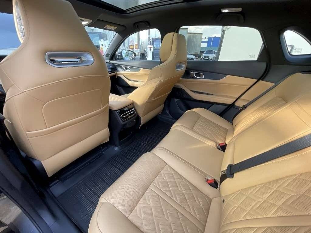 Changan UNI-K 2023 года с пробегом. Фото: #8