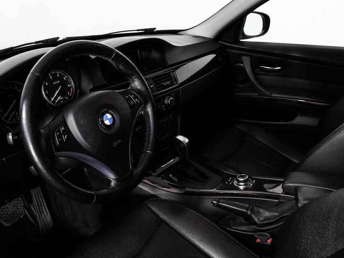 BMW 3 серии 2011 года с пробегом. Фото: #8