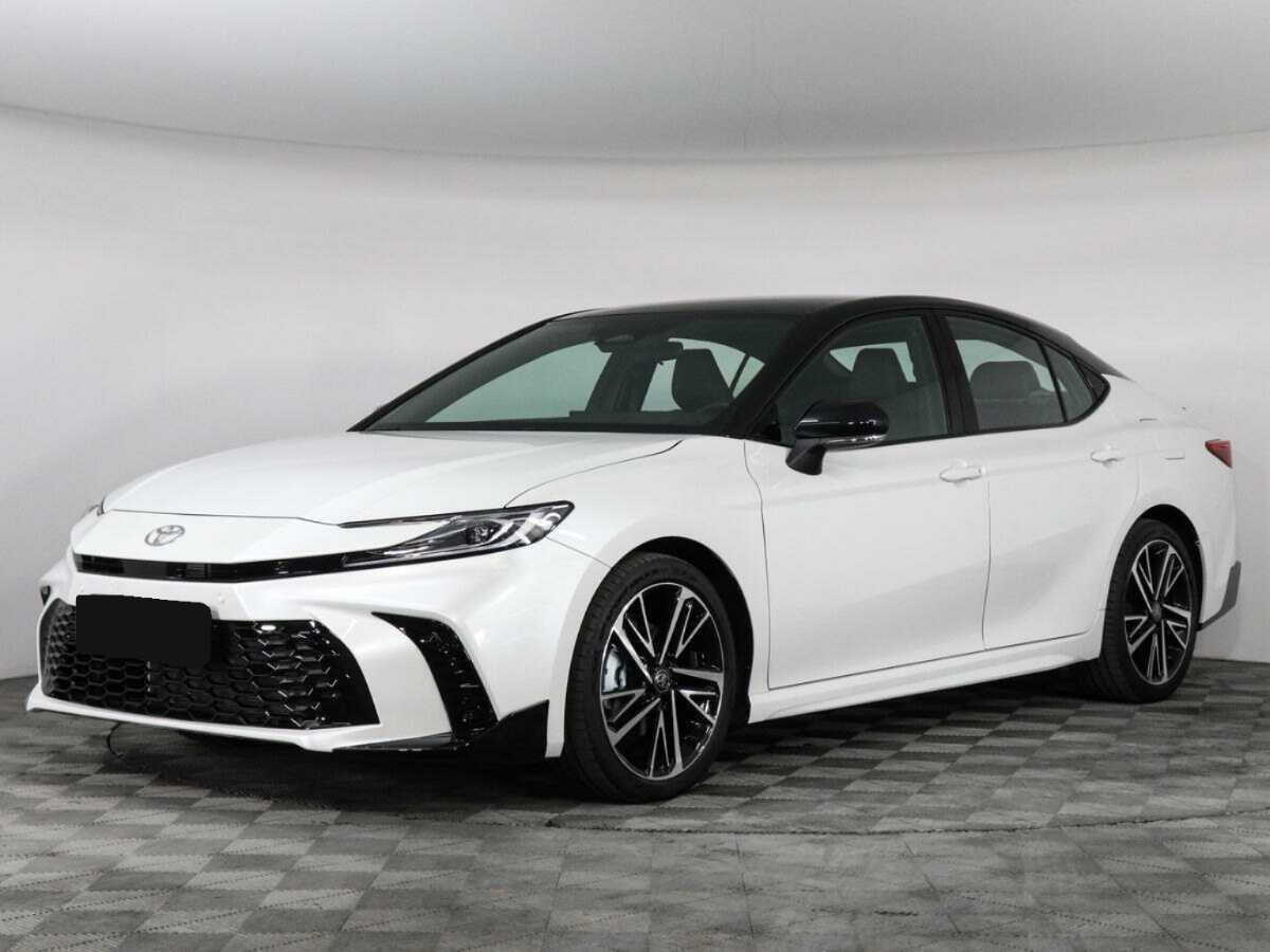 Toyota Camry 2024 года с пробегом. Посмотреть фото