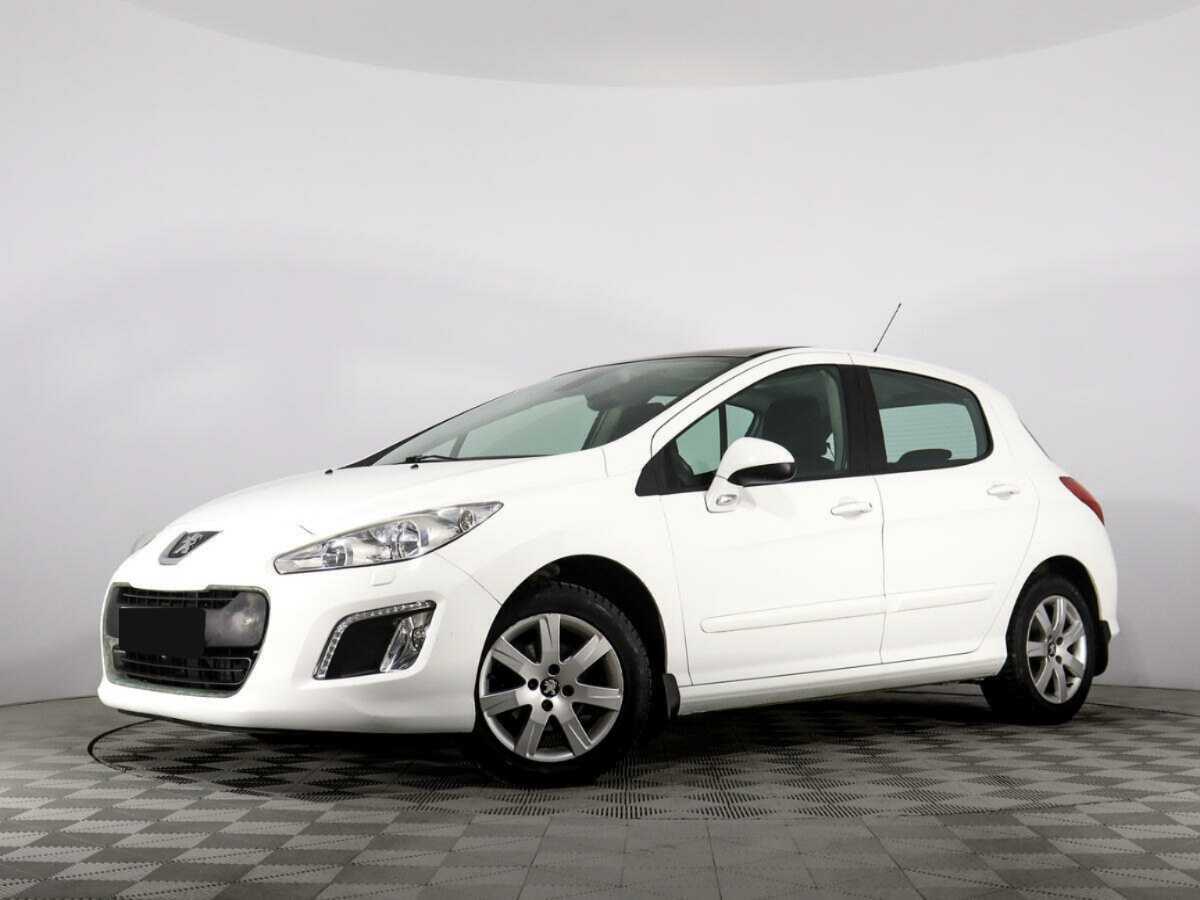 Peugeot 308 2012 года с пробегом. Фото: #0