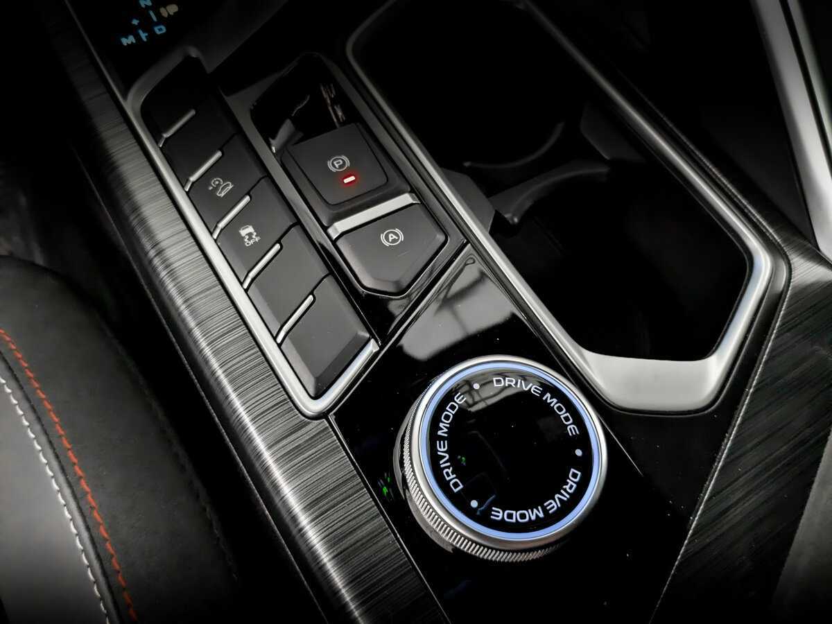 Geely Tugella 2024 года с пробегом. Фото: #25