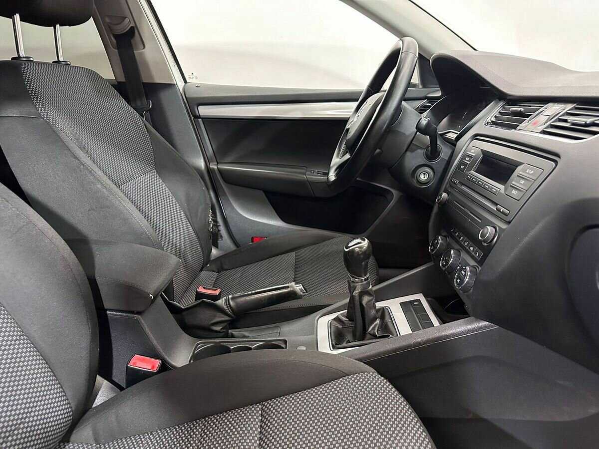 Skoda Octavia 2013 года с пробегом. Фото: #8