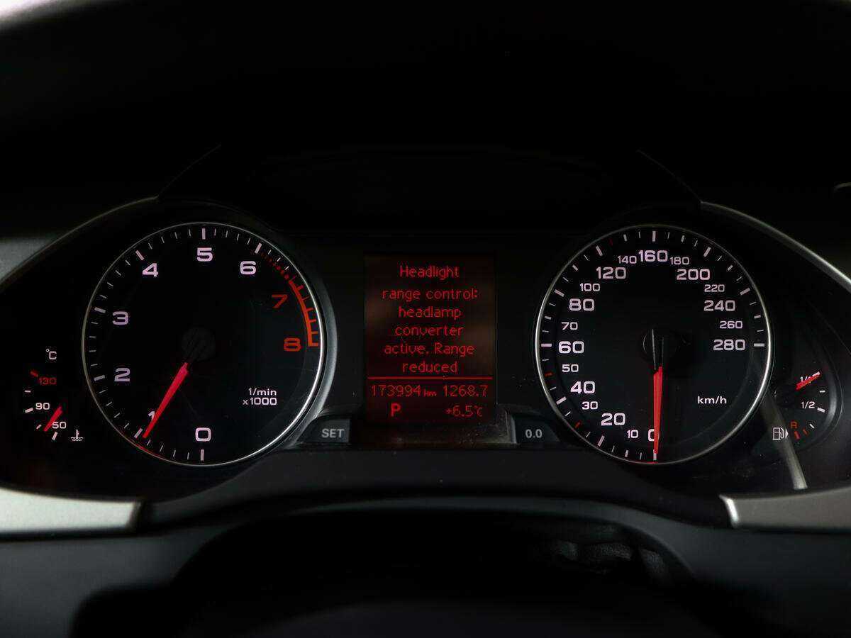 Audi A4 2010 года с пробегом. Фото: #8