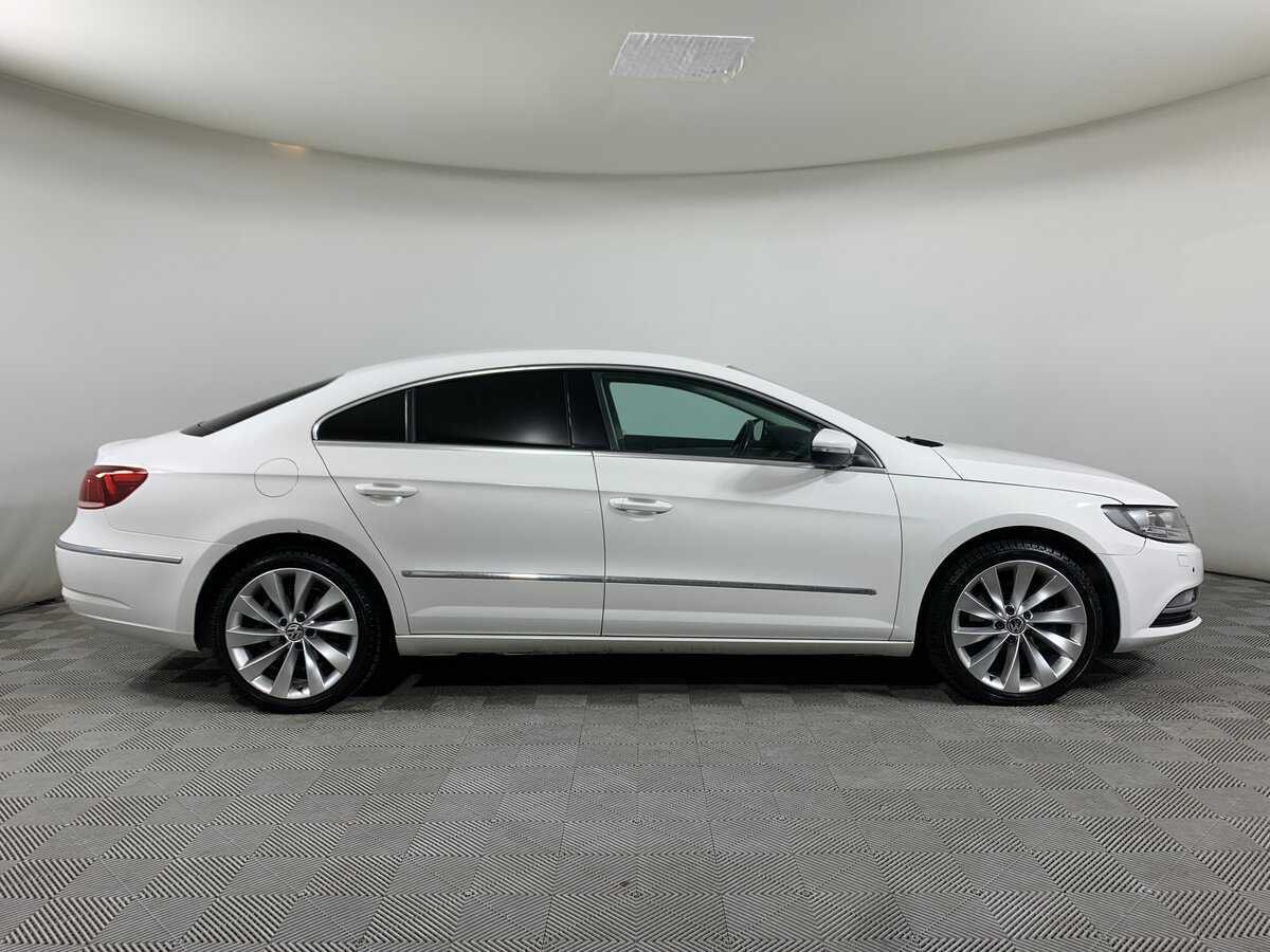 Volkswagen Passat CC 2013 года с пробегом. Фото: #3