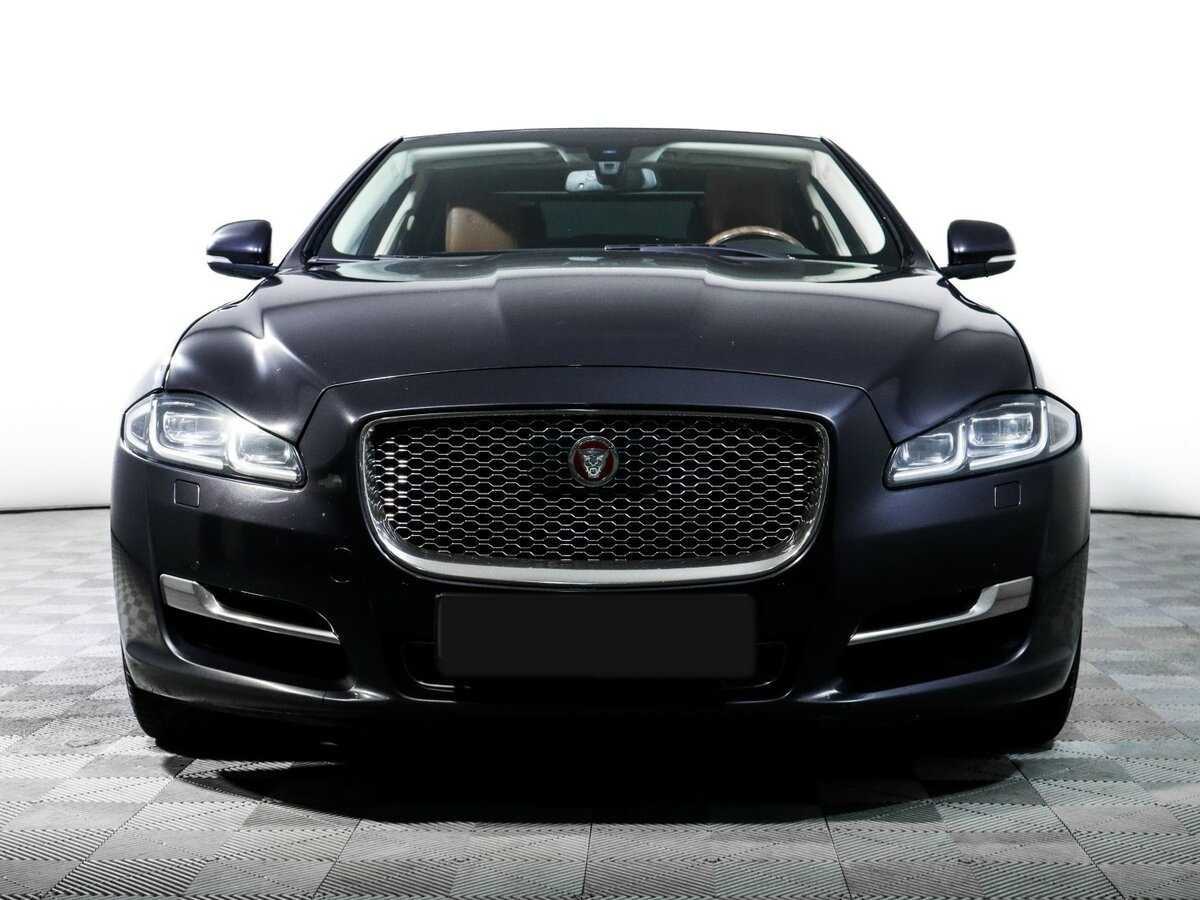 Jaguar XJ 2017 года с пробегом. Фото: #1