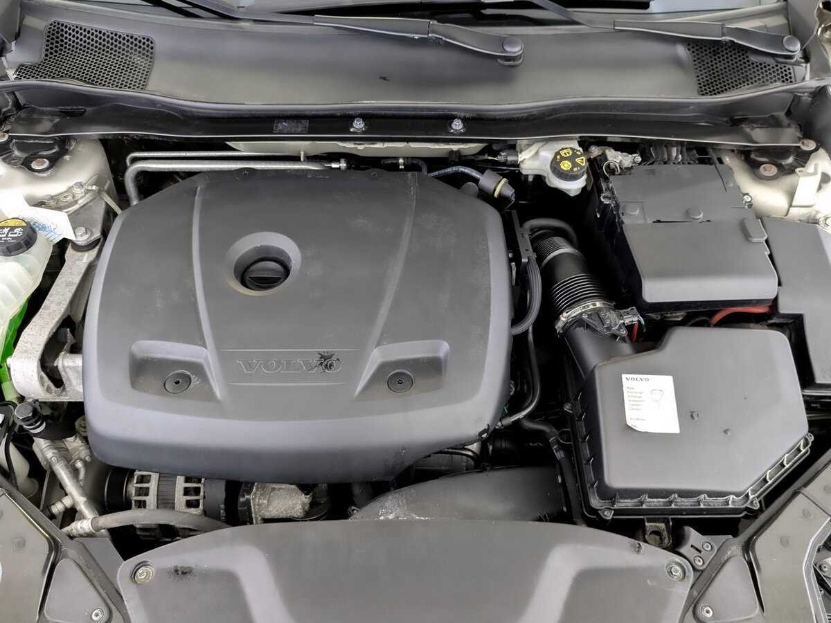 Volvo V40 2018 года с пробегом. Фото: #8