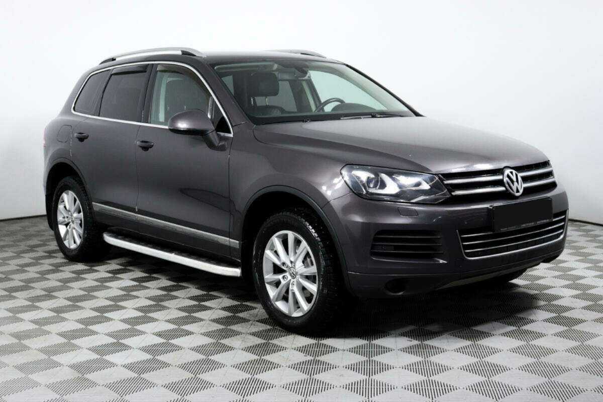 Volkswagen Touareg 2011 года с пробегом. Фото: #2