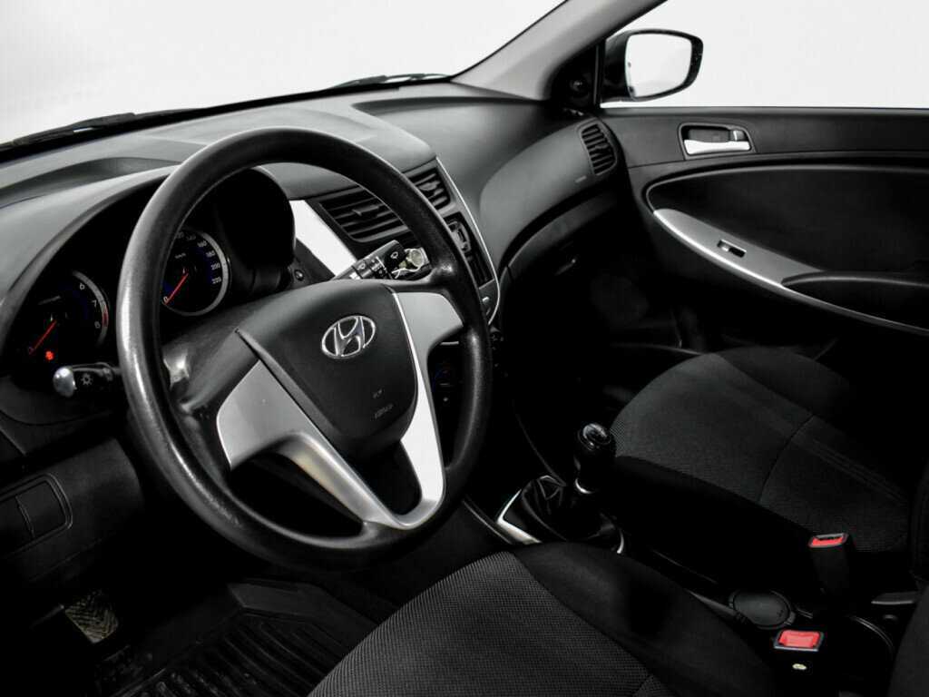 Hyundai Solaris 2011 года с пробегом. Фото: #8