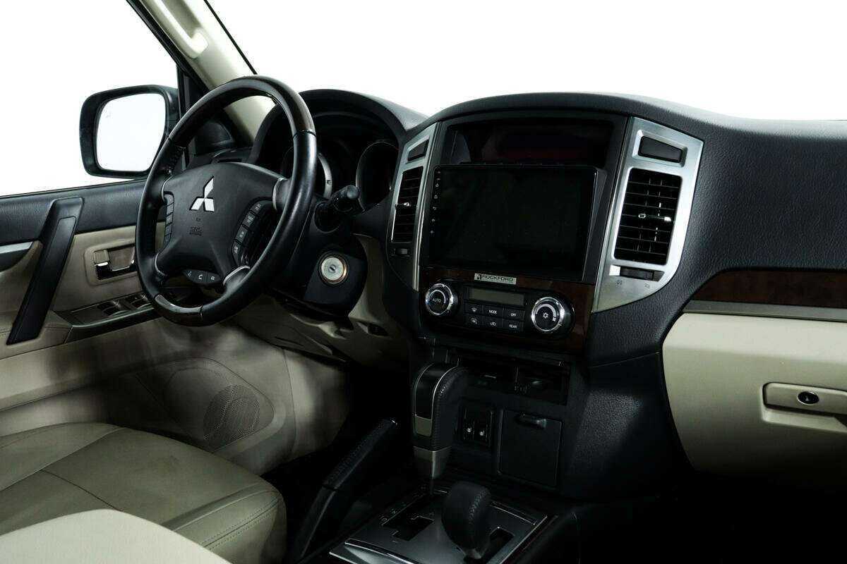 Mitsubishi Pajero 2019 года с пробегом. Фото: #7