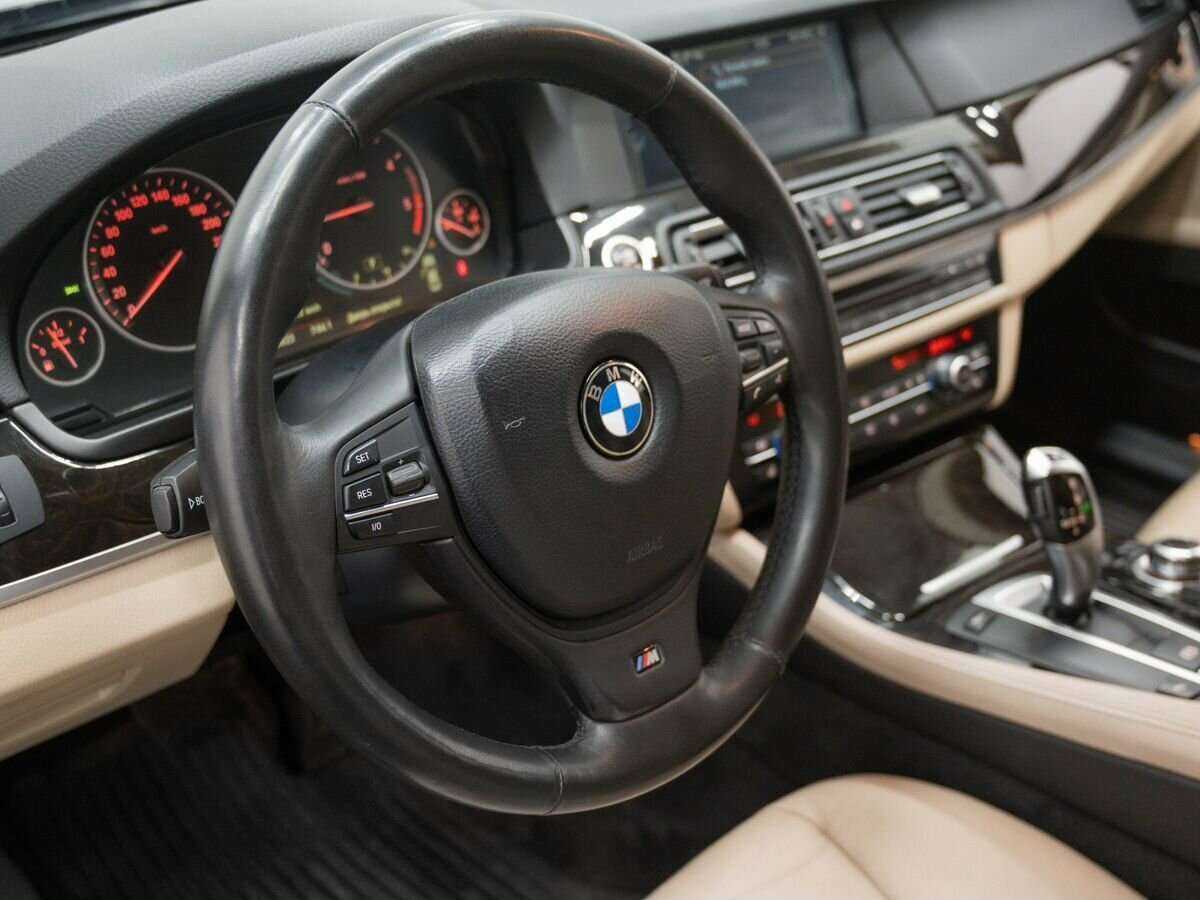 BMW 5 серии 2011 года с пробегом. Фото: #18