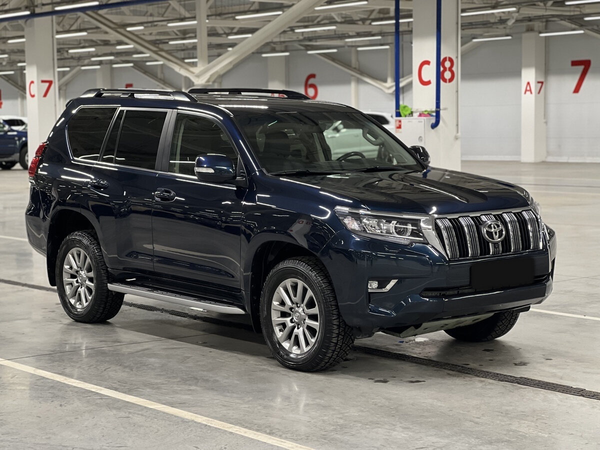 Toyota Land Cruiser Prado 2017 года с пробегом. Фото: #2