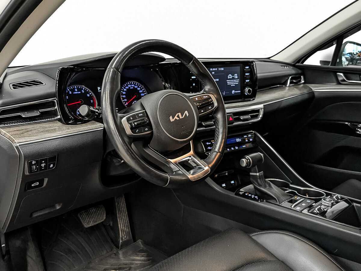Kia K5 2022 года с пробегом. Фото: #12