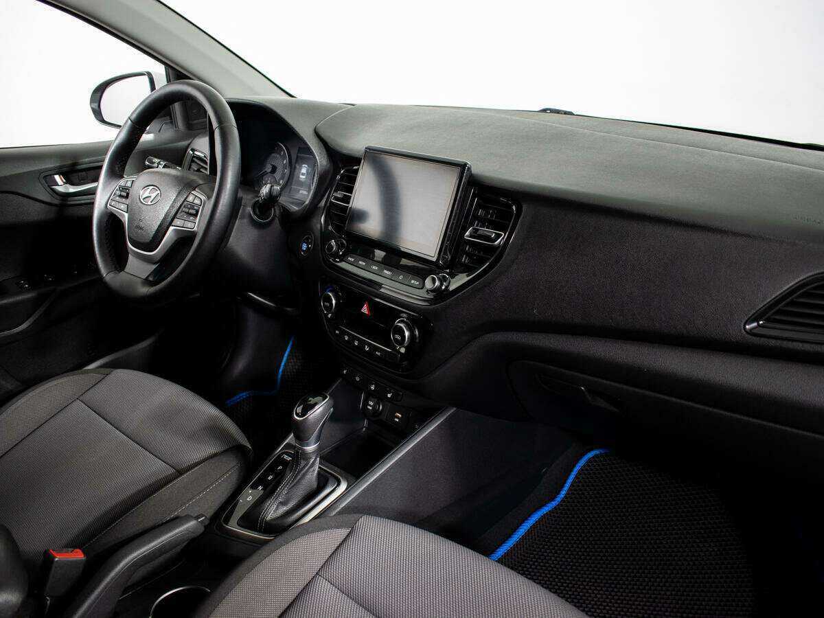 Hyundai Solaris 2020 года с пробегом. Фото: #3