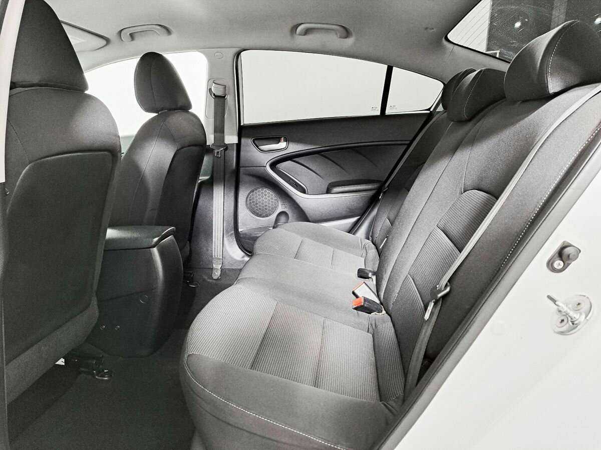 Kia Cerato 2017 года с пробегом. Фото: #9