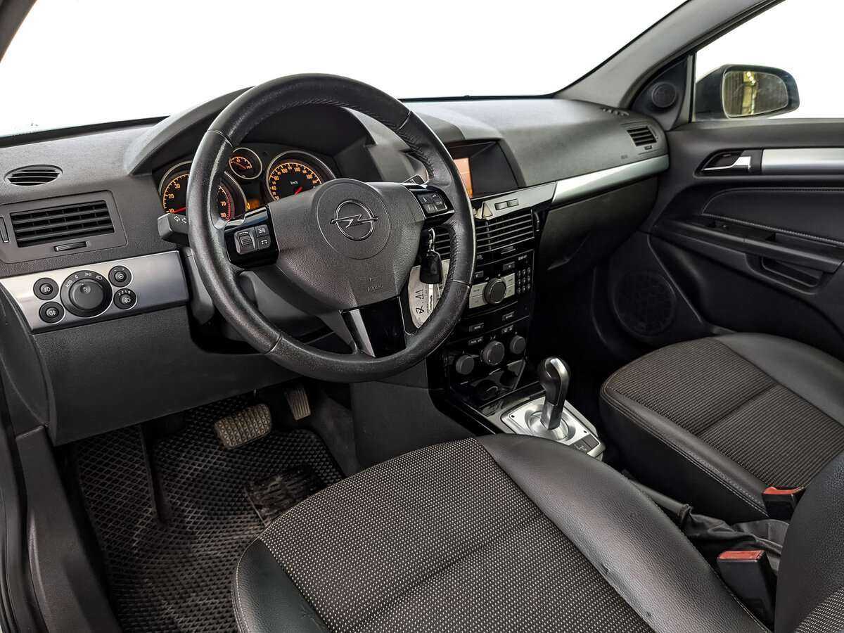 Opel Astra 2008 года с пробегом. Фото: #10