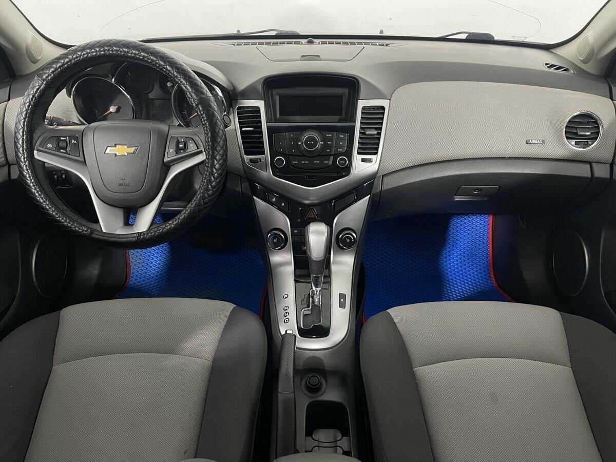 Chevrolet Cruze 2010 года с пробегом. Фото: #6