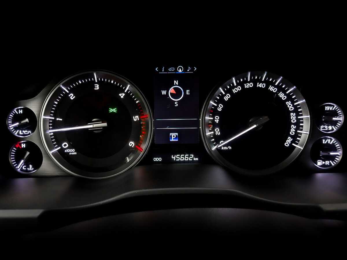 Toyota Land Cruiser 2020 года с пробегом. Фото: #12