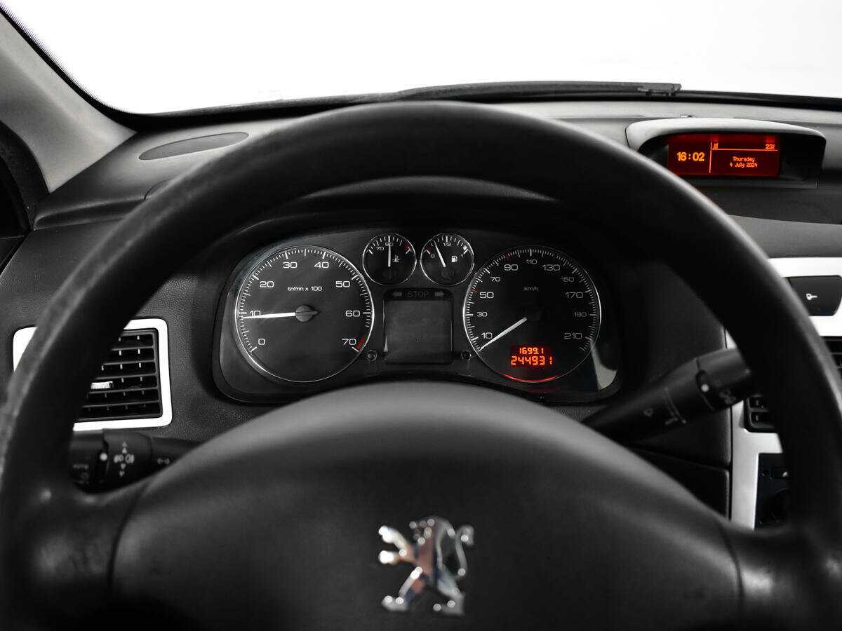 Peugeot 307 2007 года с пробегом. Фото: #10