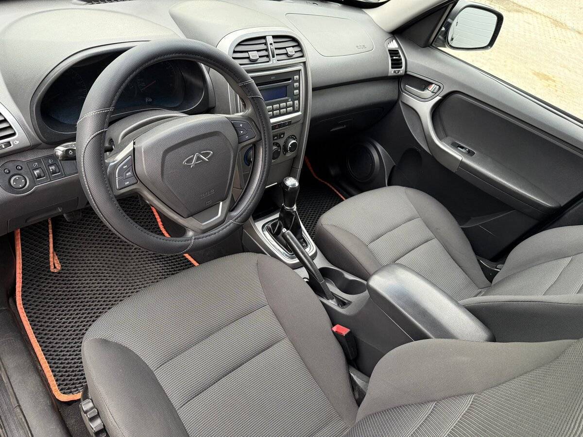 Chery Tiggo (T11) 2015 года с пробегом. Фото: #6