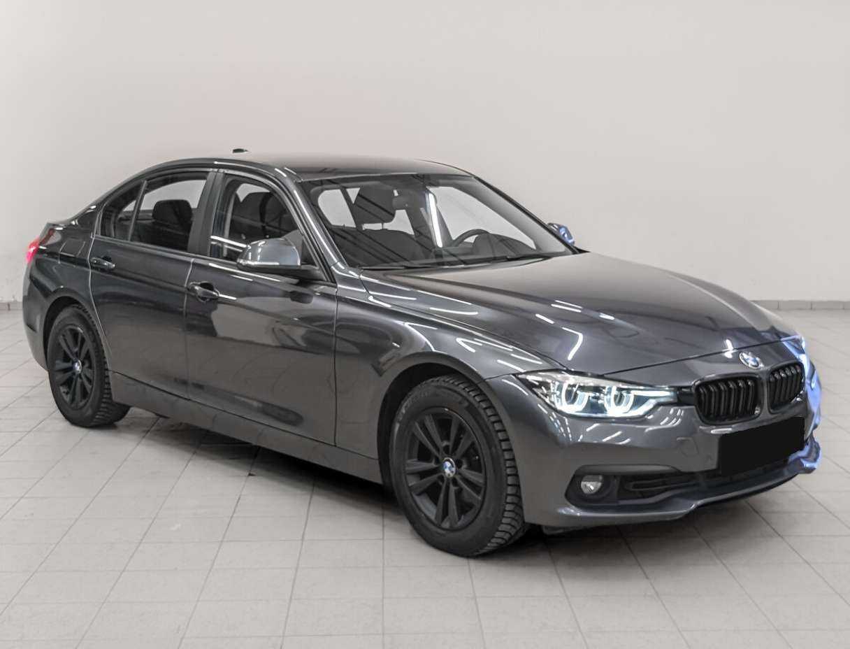 BMW 3 серии 2018 года с пробегом. Фото: #2