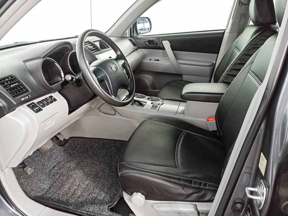 Toyota Highlander 2011 года с пробегом. Фото: #13