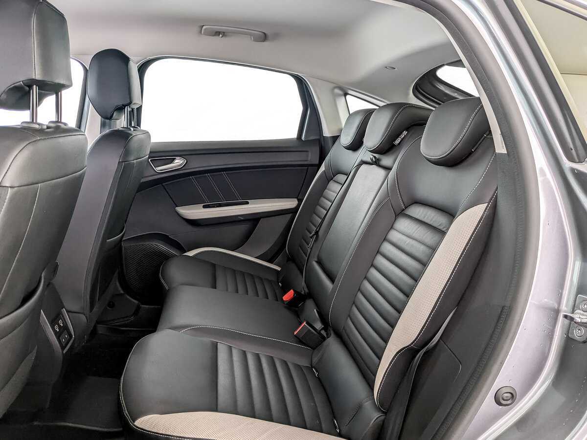 Renault Arkana 2021 года с пробегом. Фото: #9