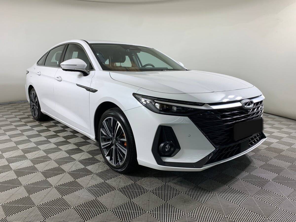 Chery Arrizo 8 2023 года с пробегом. Фото: #2