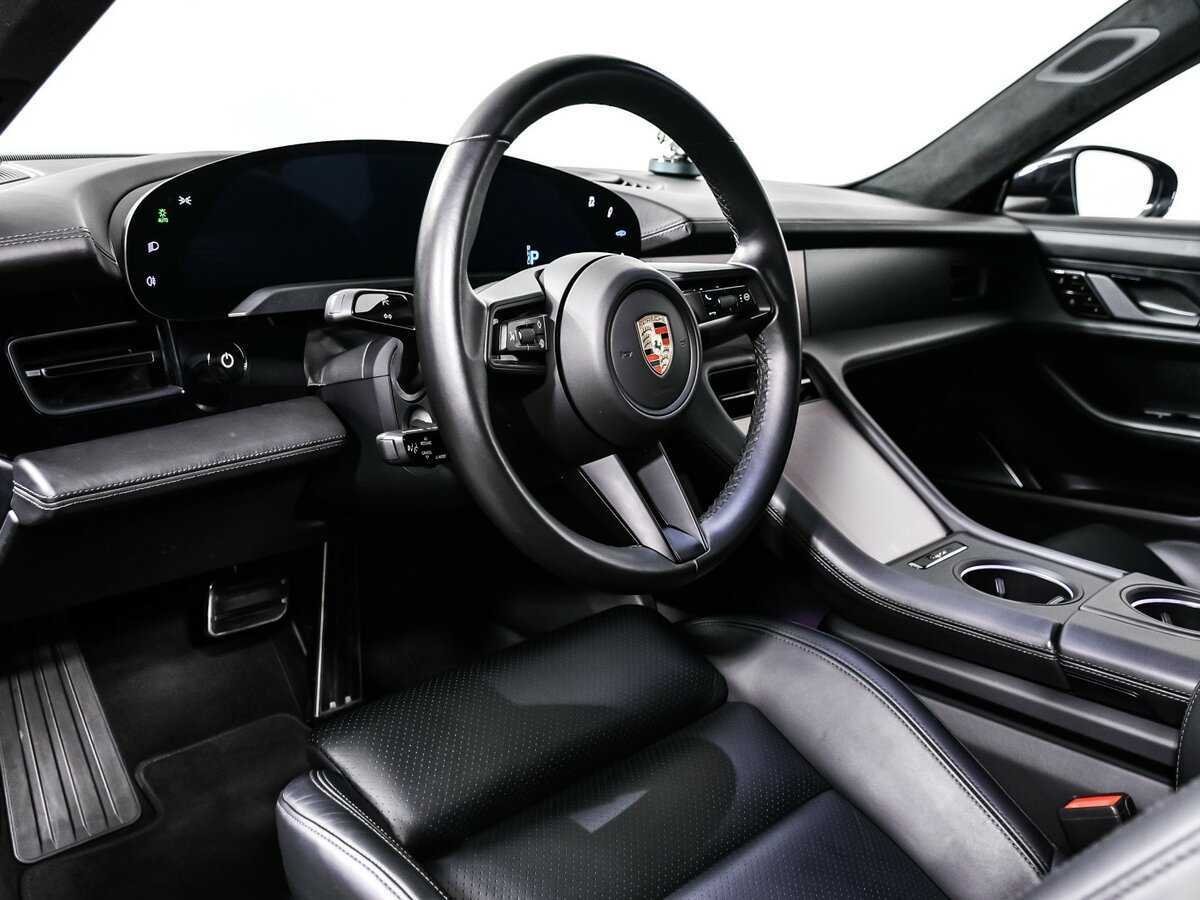 Porsche Taycan 2020 года с пробегом. Фото: #12
