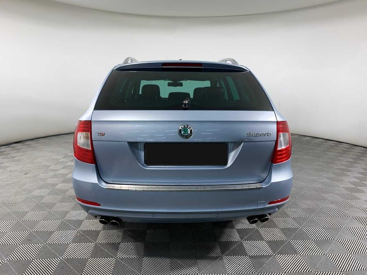 Skoda Superb 2011 года с пробегом. Фото: #5
