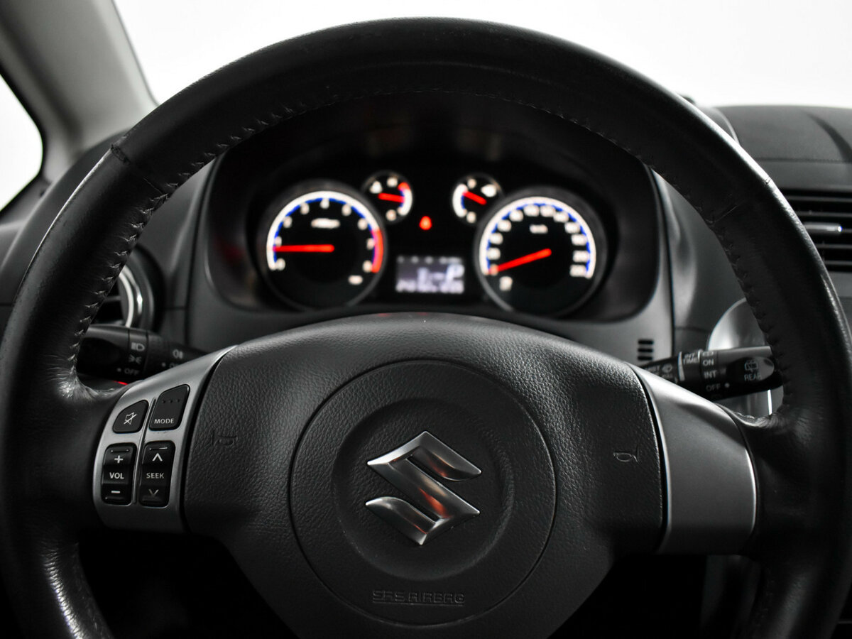 Suzuki SX4 2010 года с пробегом. Фото: #13