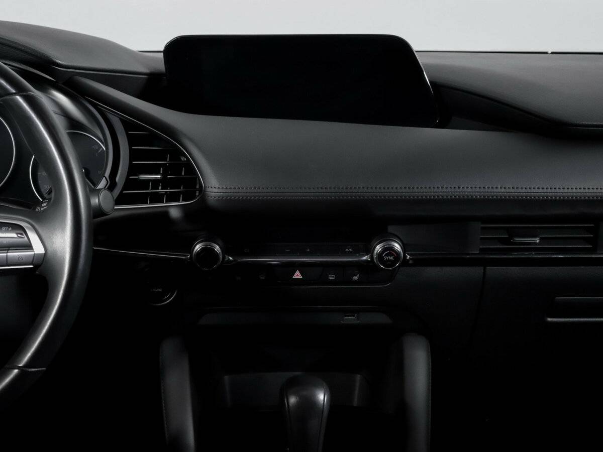 Mazda 3 2019 года с пробегом. Фото: #10