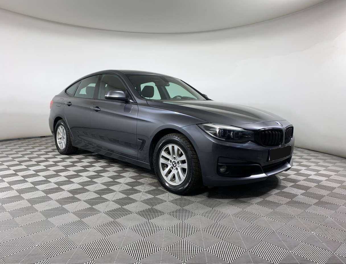 BMW 3 серии 2017 года с пробегом. Фото: #2