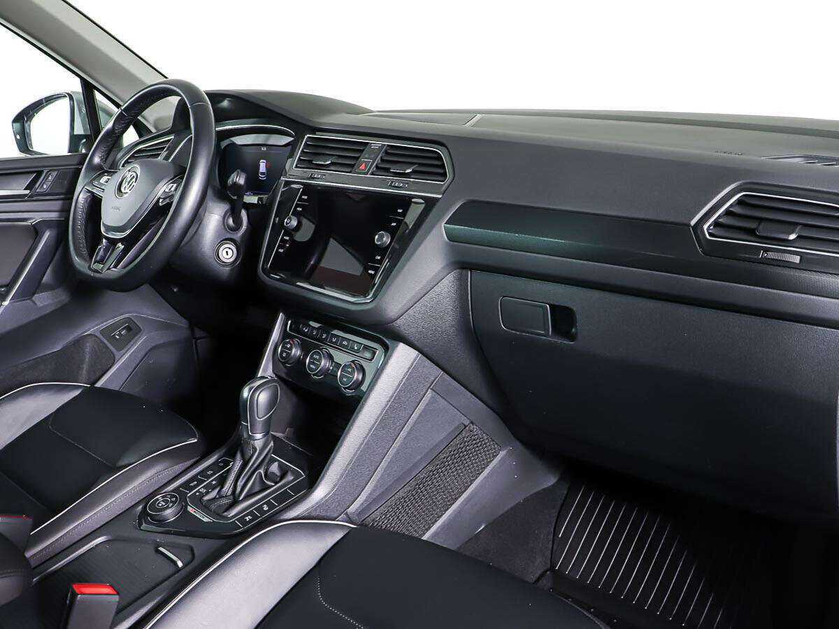 Volkswagen Tiguan 2017 года с пробегом. Фото: #8
