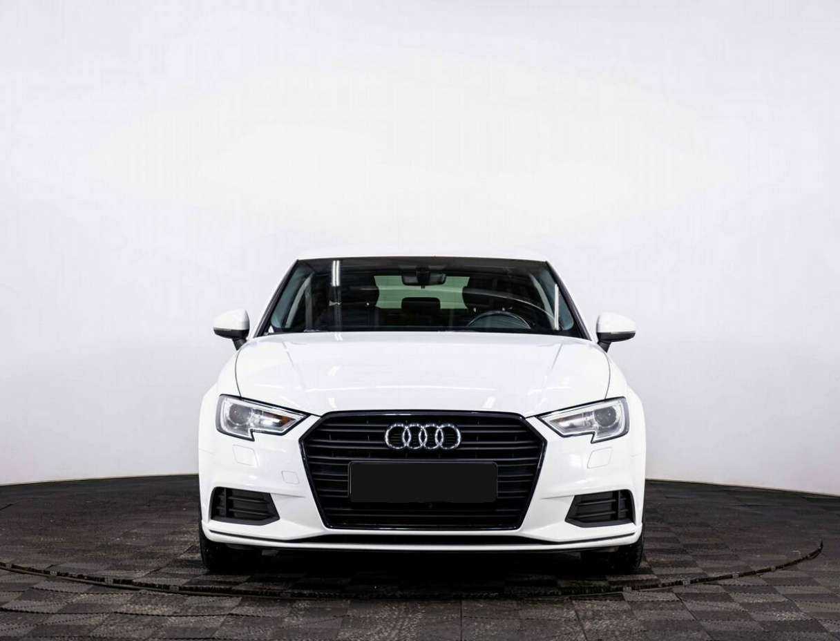 Audi A3 2019 года с пробегом. Фото: #1