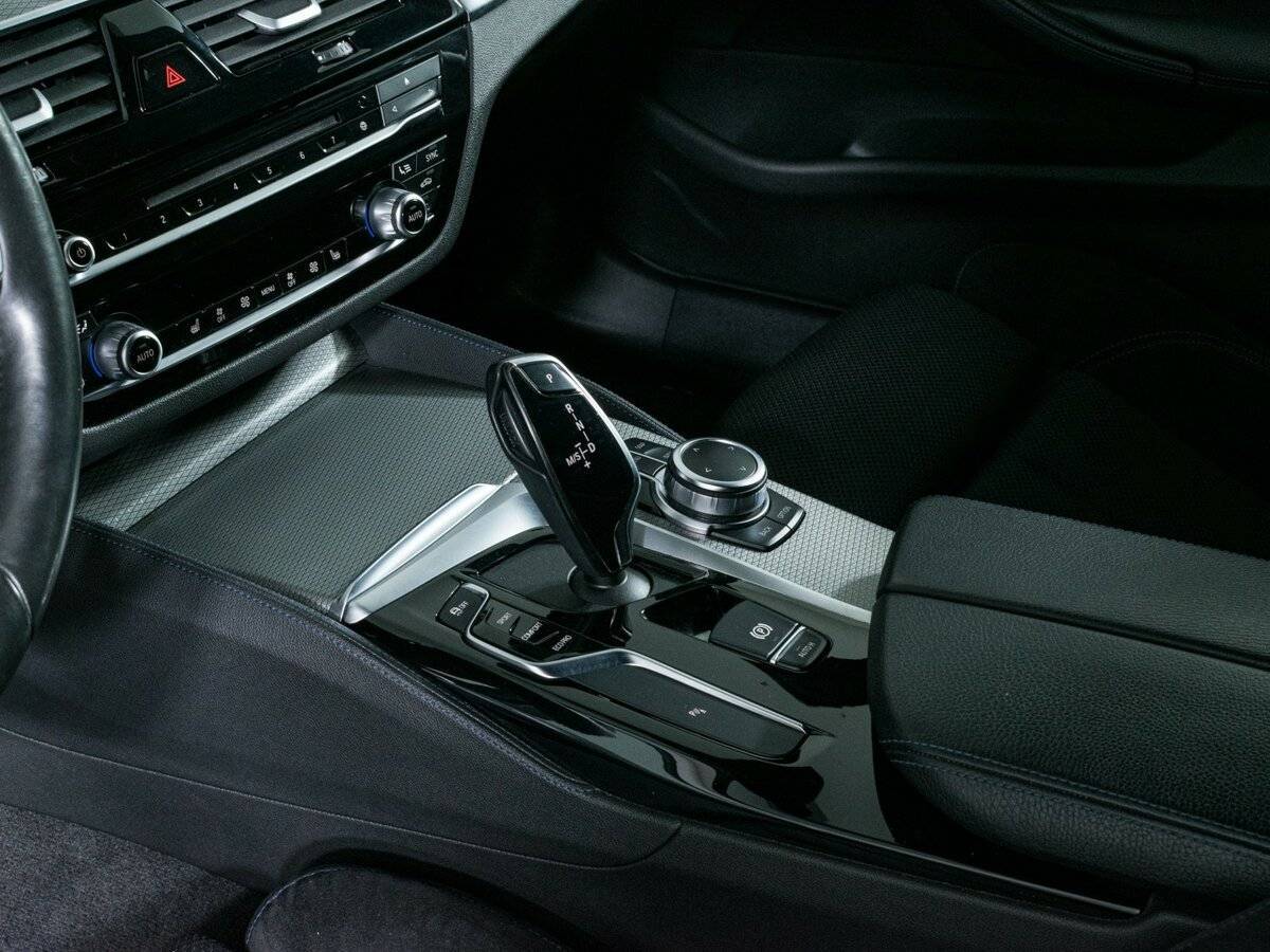 BMW 5 серии 2019 года с пробегом. Фото: #16
