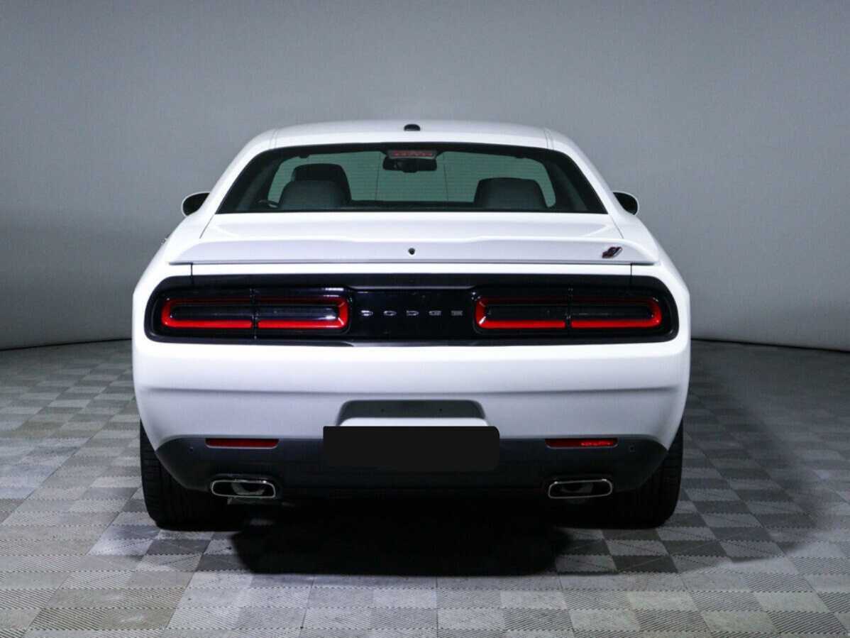 Dodge Challenger 2022 года с пробегом. Фото: #5