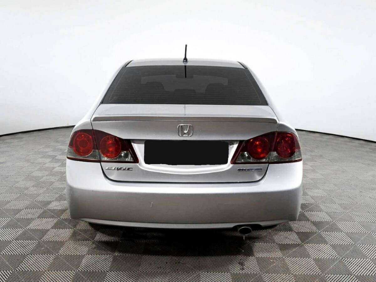 Honda Civic 2008 года с пробегом. Фото: #5