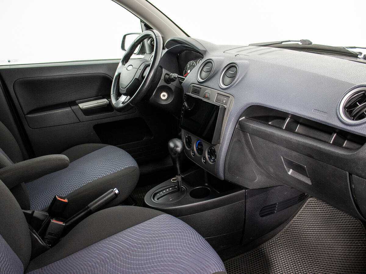 Ford Fusion 2008 года с пробегом. Фото: #8