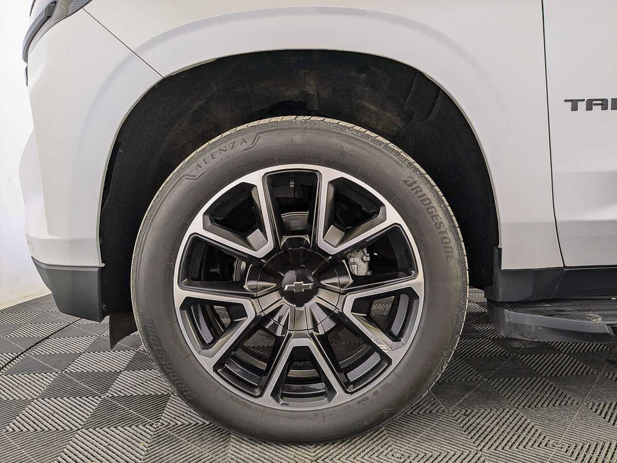 Chevrolet Tahoe 2021 года с пробегом. Фото: #10