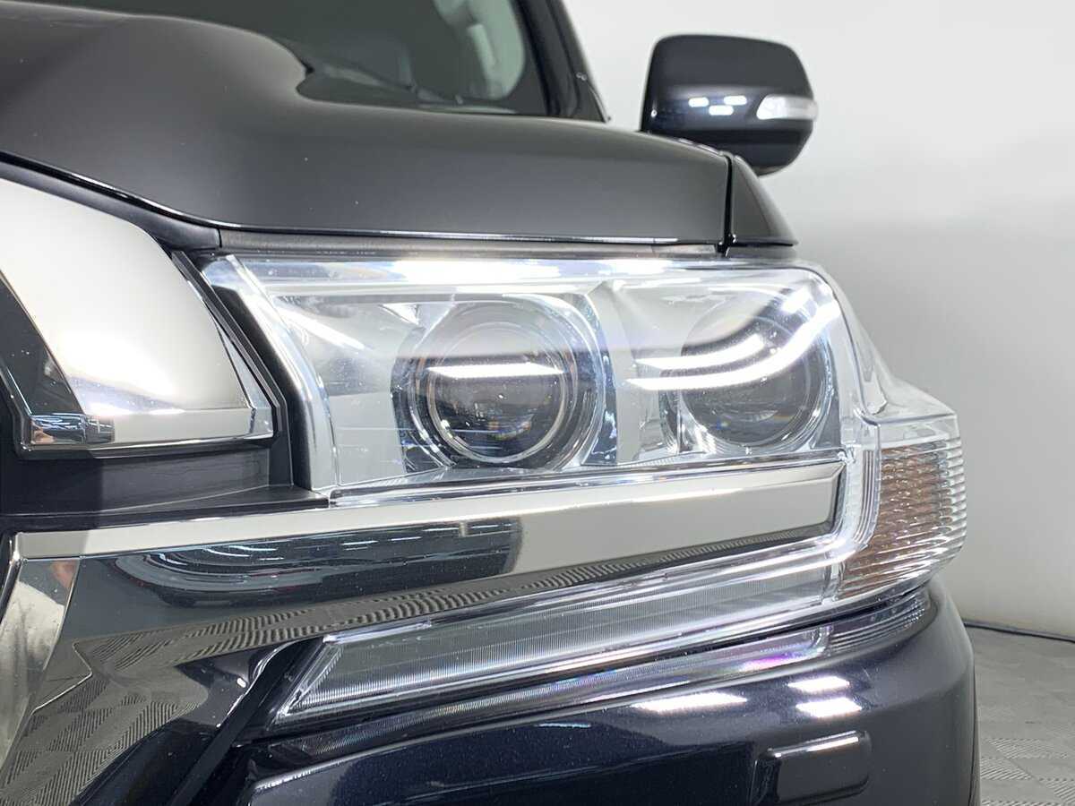 Toyota Land Cruiser 2018 года с пробегом. Фото: #9
