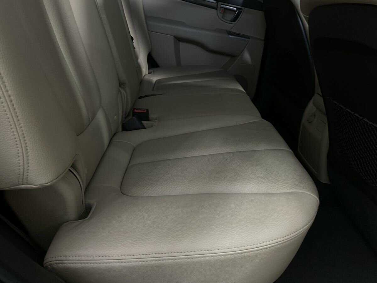 Hyundai Santa Fe 2010 года с пробегом. Фото: #15