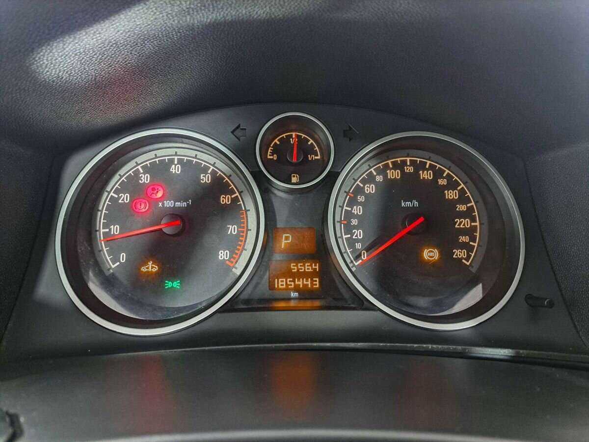 Opel Astra 2008 года с пробегом. Фото: #12