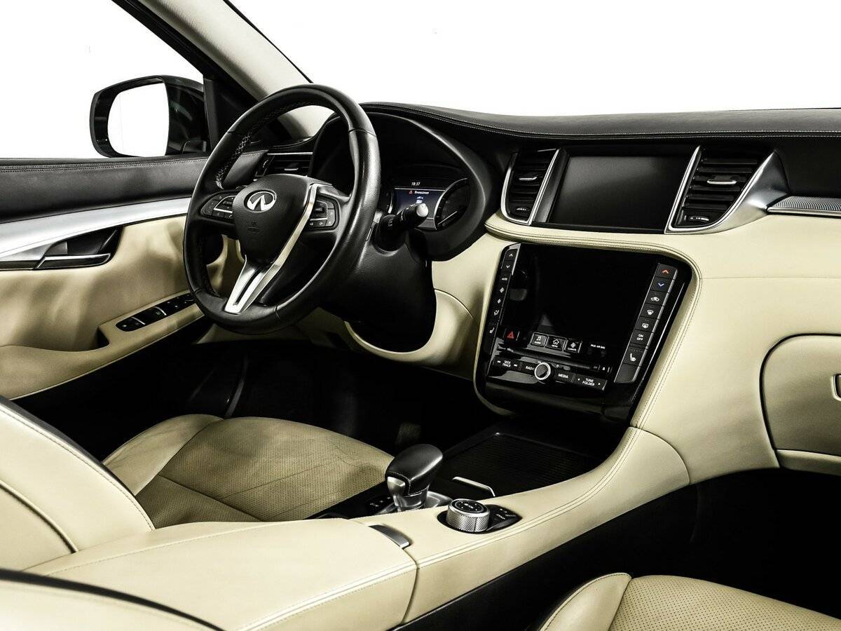 Infiniti QX50 2018 года с пробегом. Фото: #8