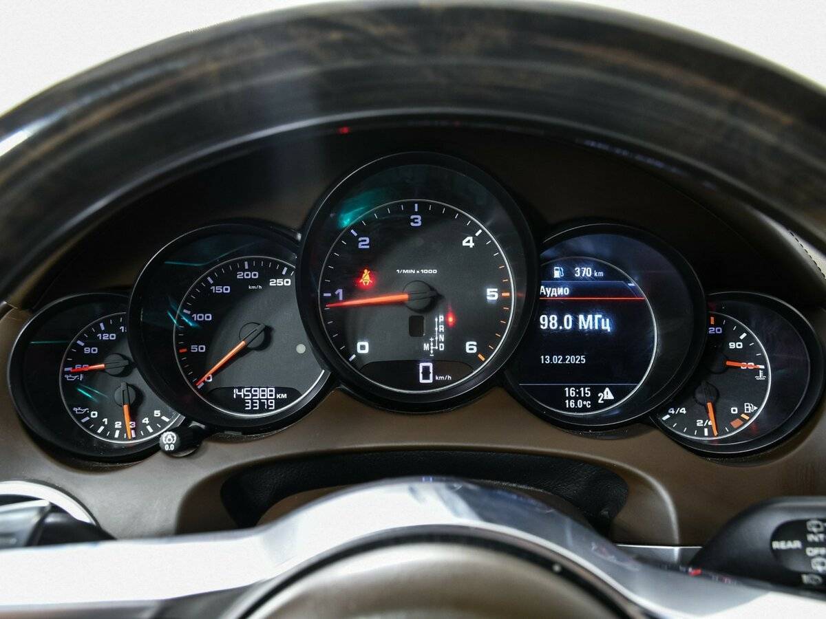 Porsche Cayenne 2015 года с пробегом. Фото: #9