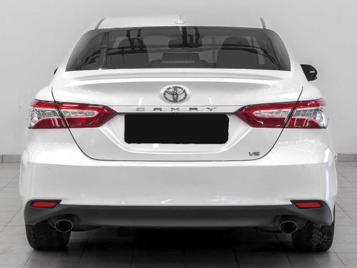 Toyota Camry 2019 года с пробегом. Фото: #5