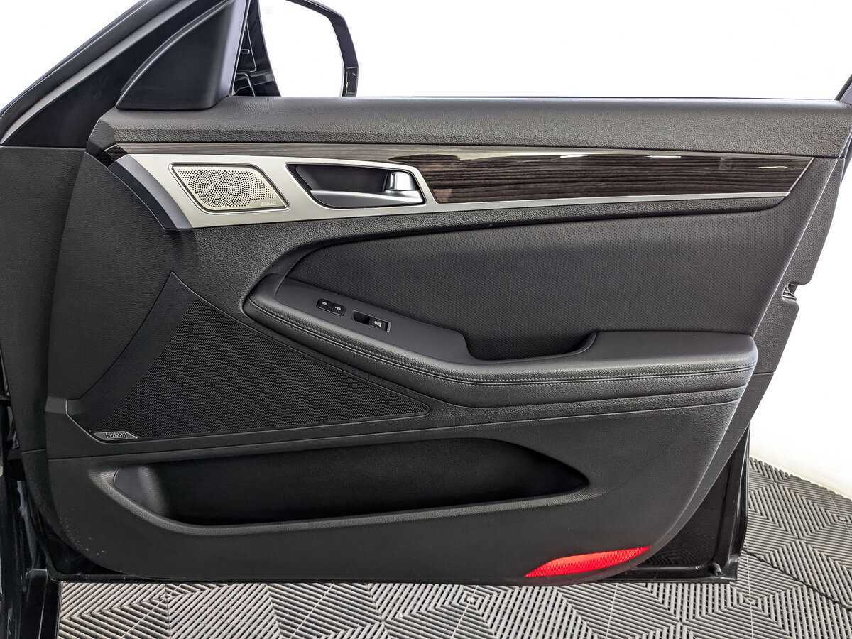 Genesis G80 2019 года с пробегом. Фото: #24