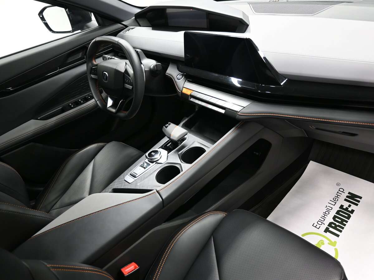 Changan UNI-V 2023 года с пробегом. Фото: #12