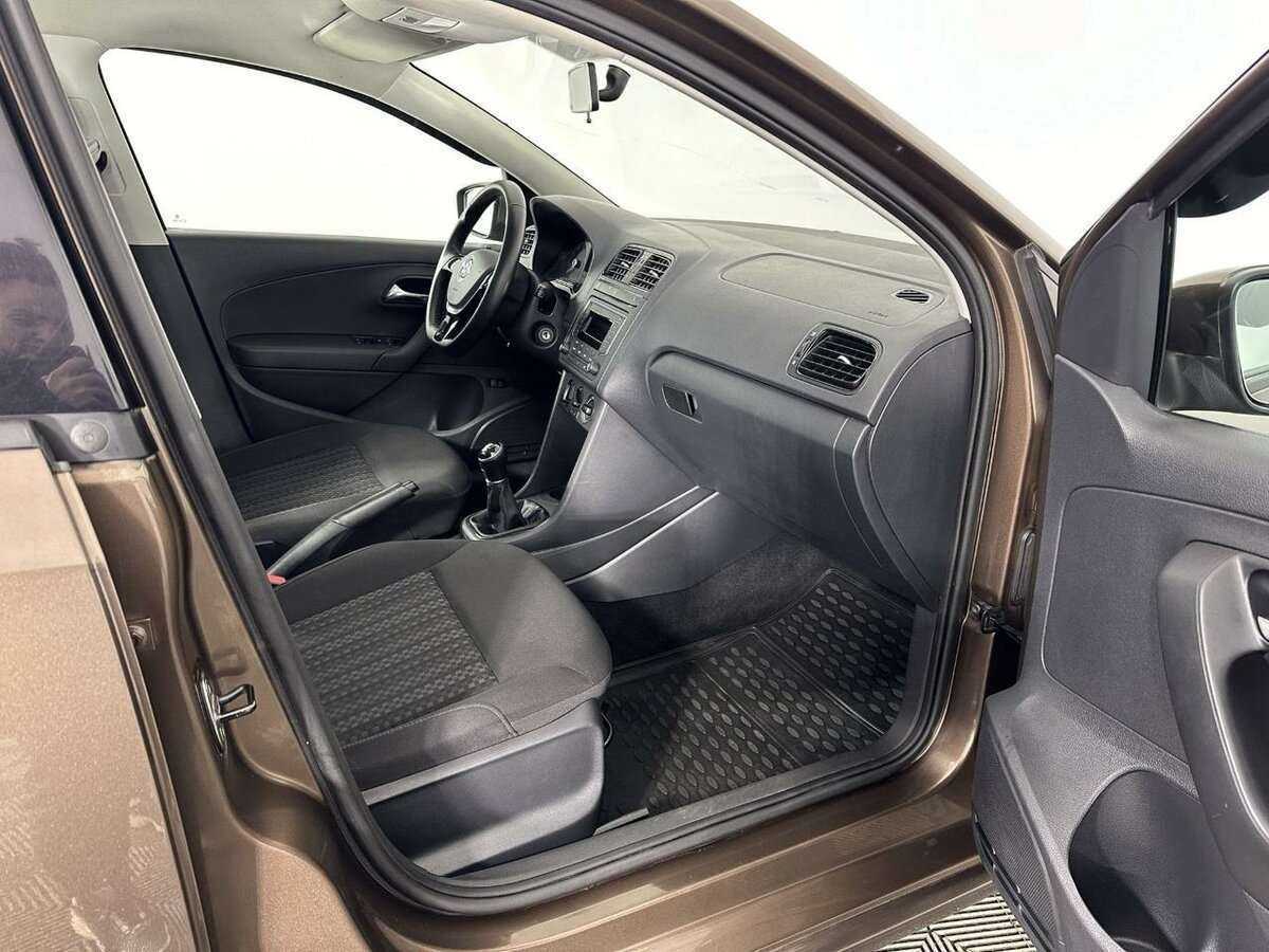 Volkswagen Polo 2016 года с пробегом. Фото: #13