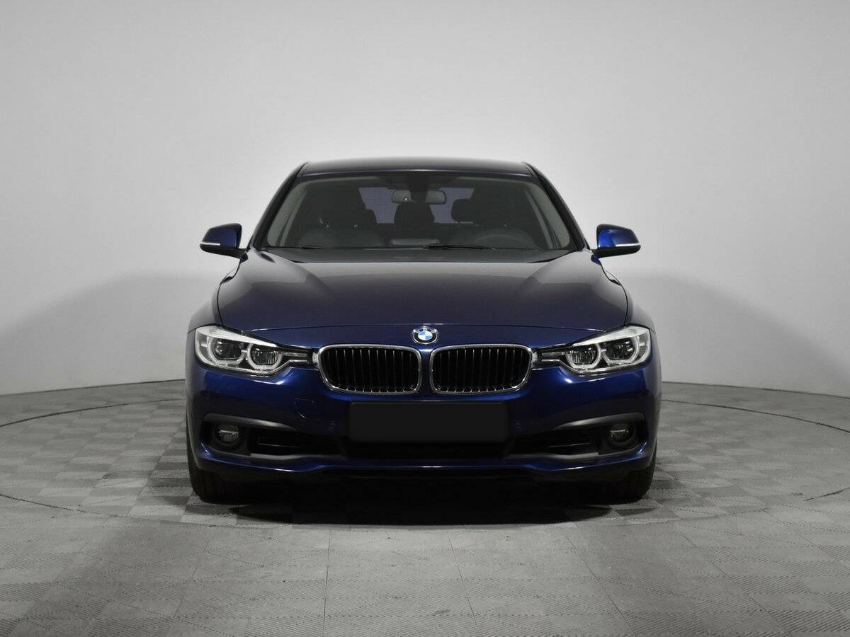 BMW 3 серии 2015 года с пробегом. Фото: #1