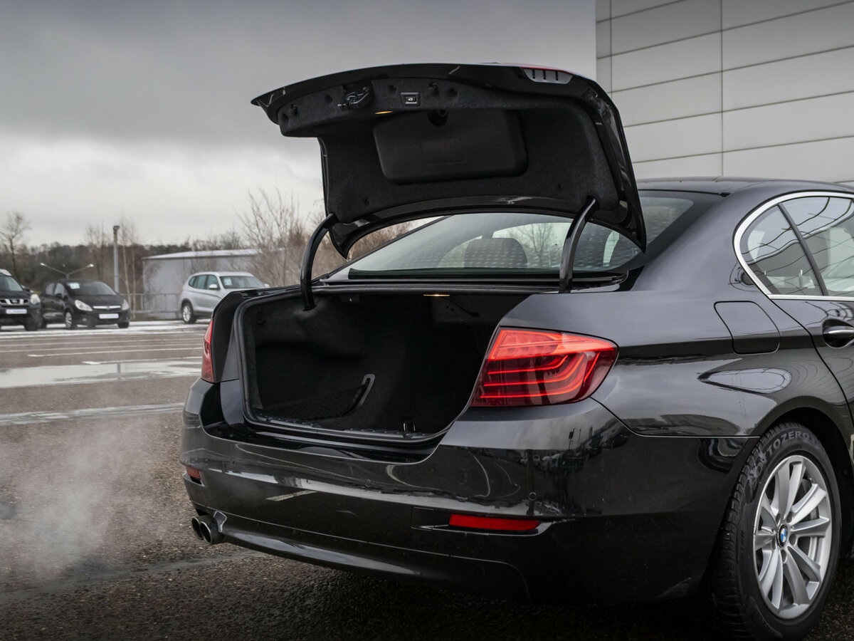 BMW 5 серии 2016 года с пробегом. Фото: #16